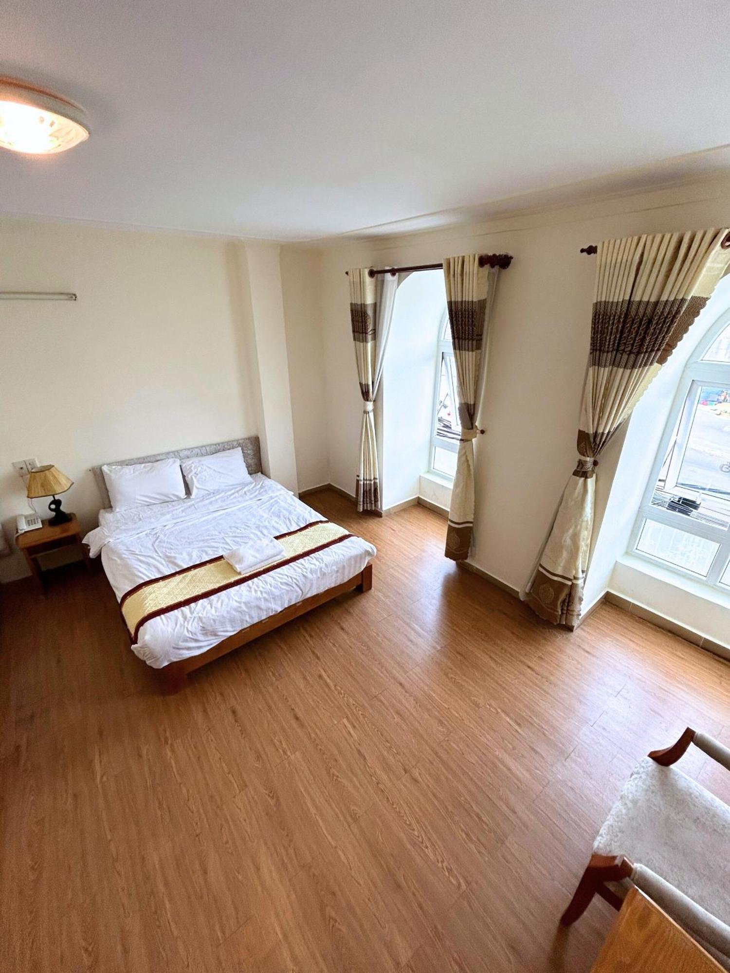 Anh Dao Hotel Da Lat Exterior photo